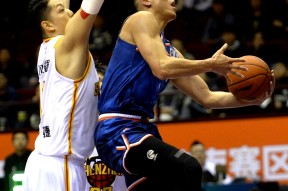 凤凰app下载 -山东高速男篮备战南京