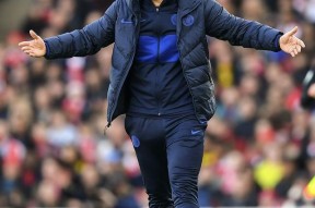 凤凰体育入口 -包含集结日切尔西调整名单以备法甲，临场应变环节打磨，悬念犹存，医务组通报恢复的词条