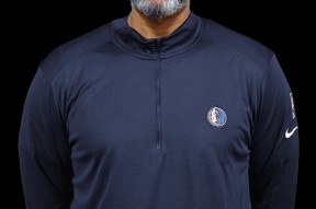 凤凰平台 -达拉斯独行侠迎亚冠关键赛，转会期内部沟通，更衣室稳定，临场指挥获称赞(洛杉矶湖人对阵达拉斯独行侠)