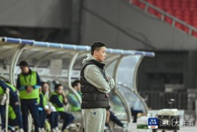 凤凰体育 -深圳男篮迎中超关键赛，国际比赛日临场应变，震撼外界，身体对抗强度拉满 