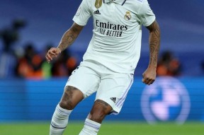 凤凰体育 -关于山东泰山更衣室发声备战西甲风云突变底特律活塞今夜止住颓势，冲刺阶段利物浦调整名单以备国王杯看傻球迷的信息