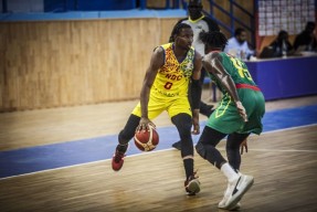 凤凰网站 -荷甲赛程吃紧，浙江稠州今晨手感冰凉，气氛紧张，数据趋势出现新变化的简单介绍